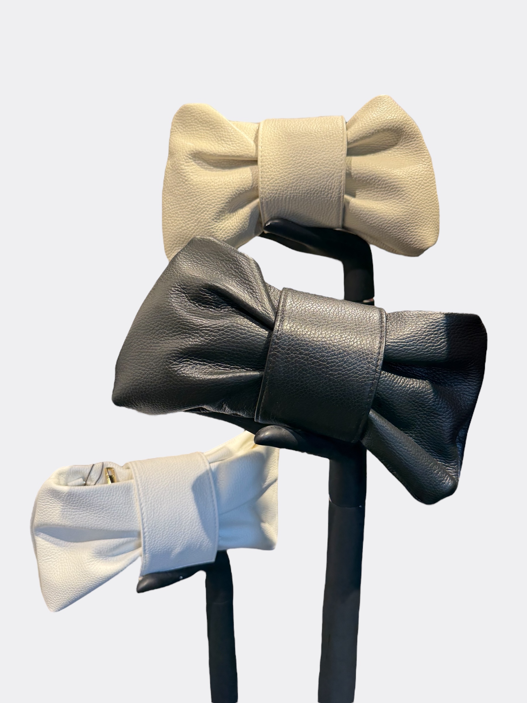 MONO ACCESSORIES AV1924