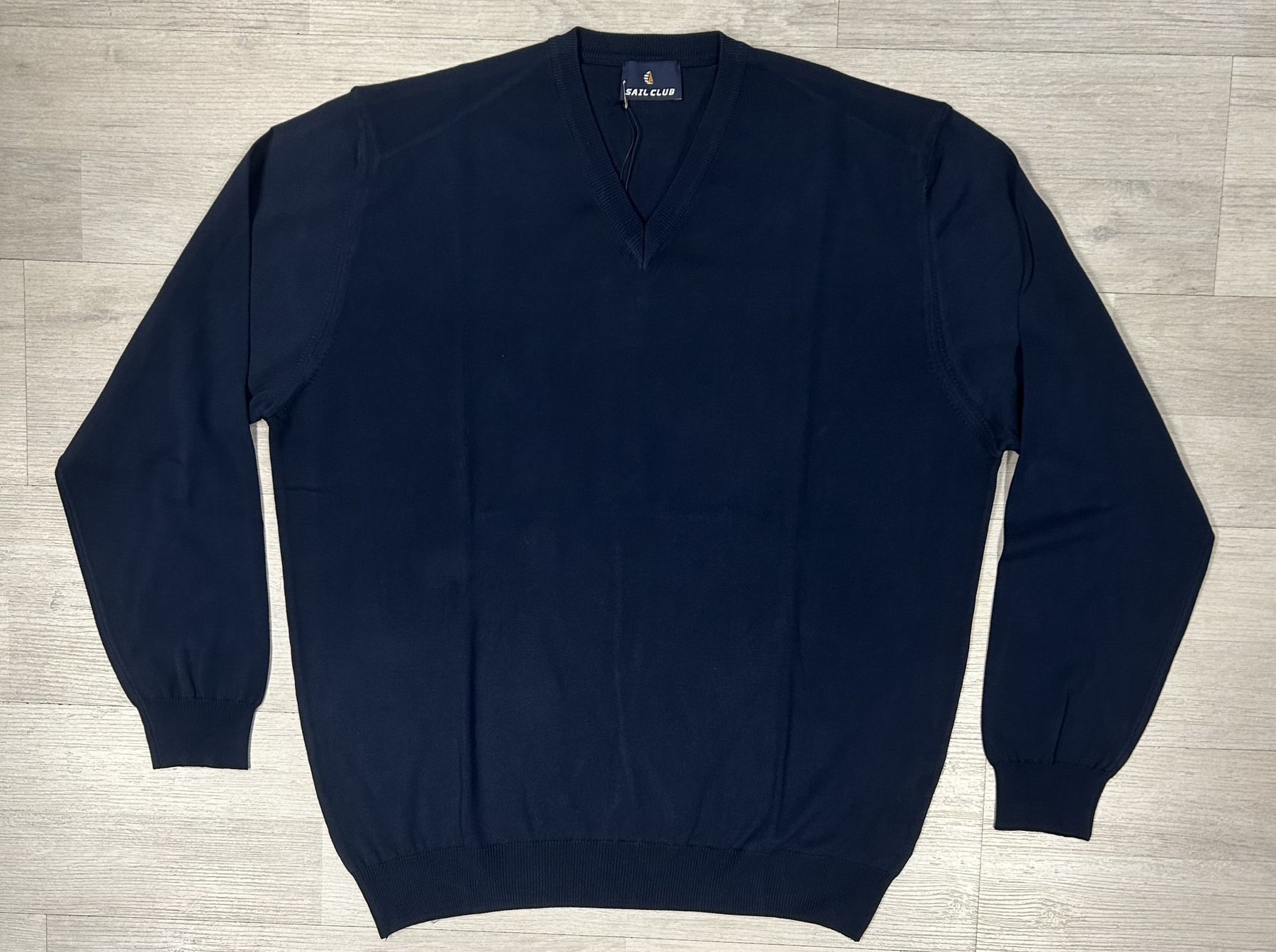 Maglia con scollo a V Sail Club articolo U9001/CONF