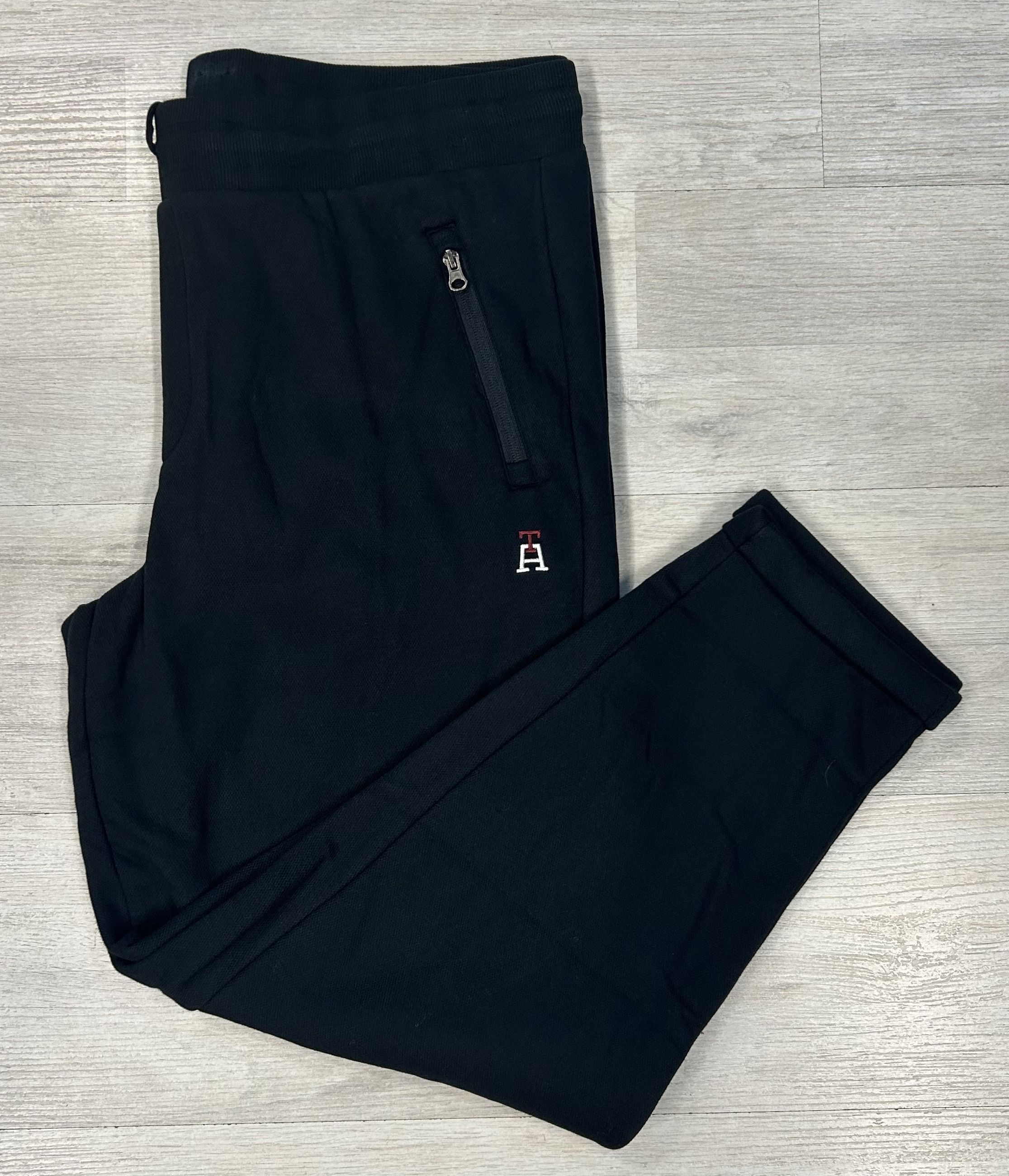 Pantaloni tuta No Way Sport articolo SB25228/CONF