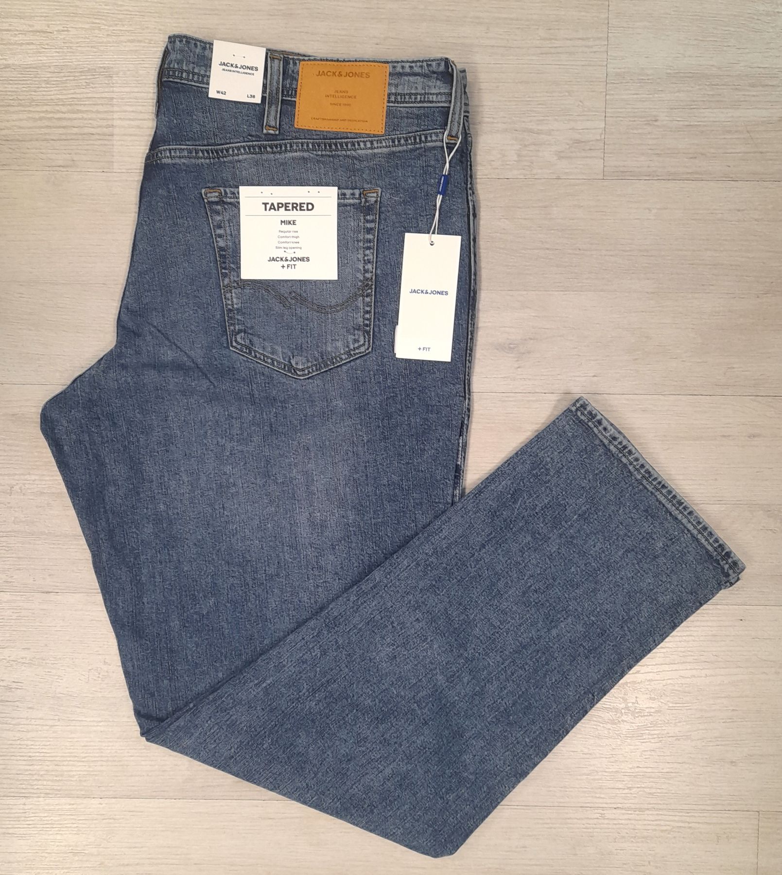 Jeans in cotone elasticizzato Jack&Jones articolo 12252028