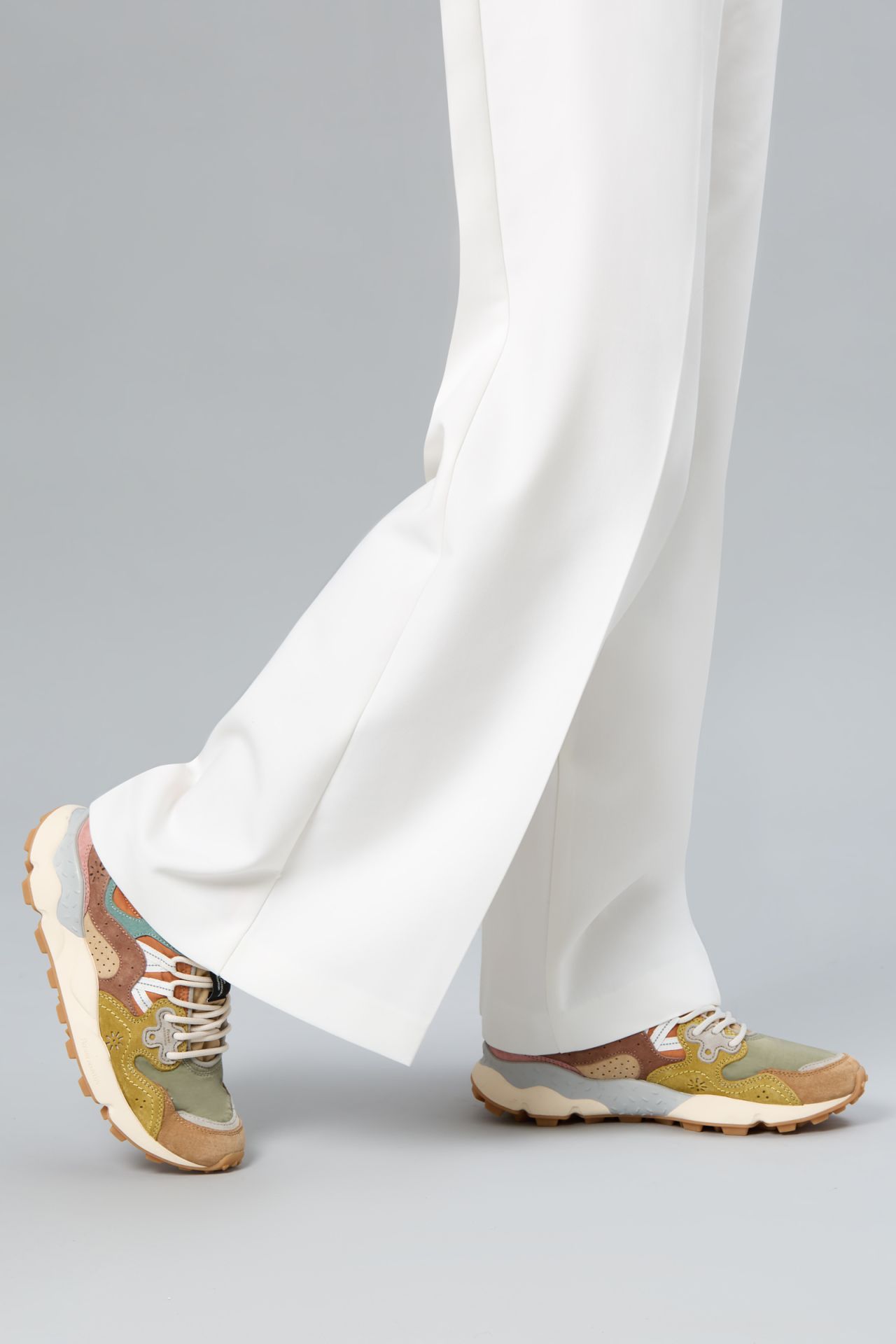 FLOWER MOUNTAIN SCARPA DONNA