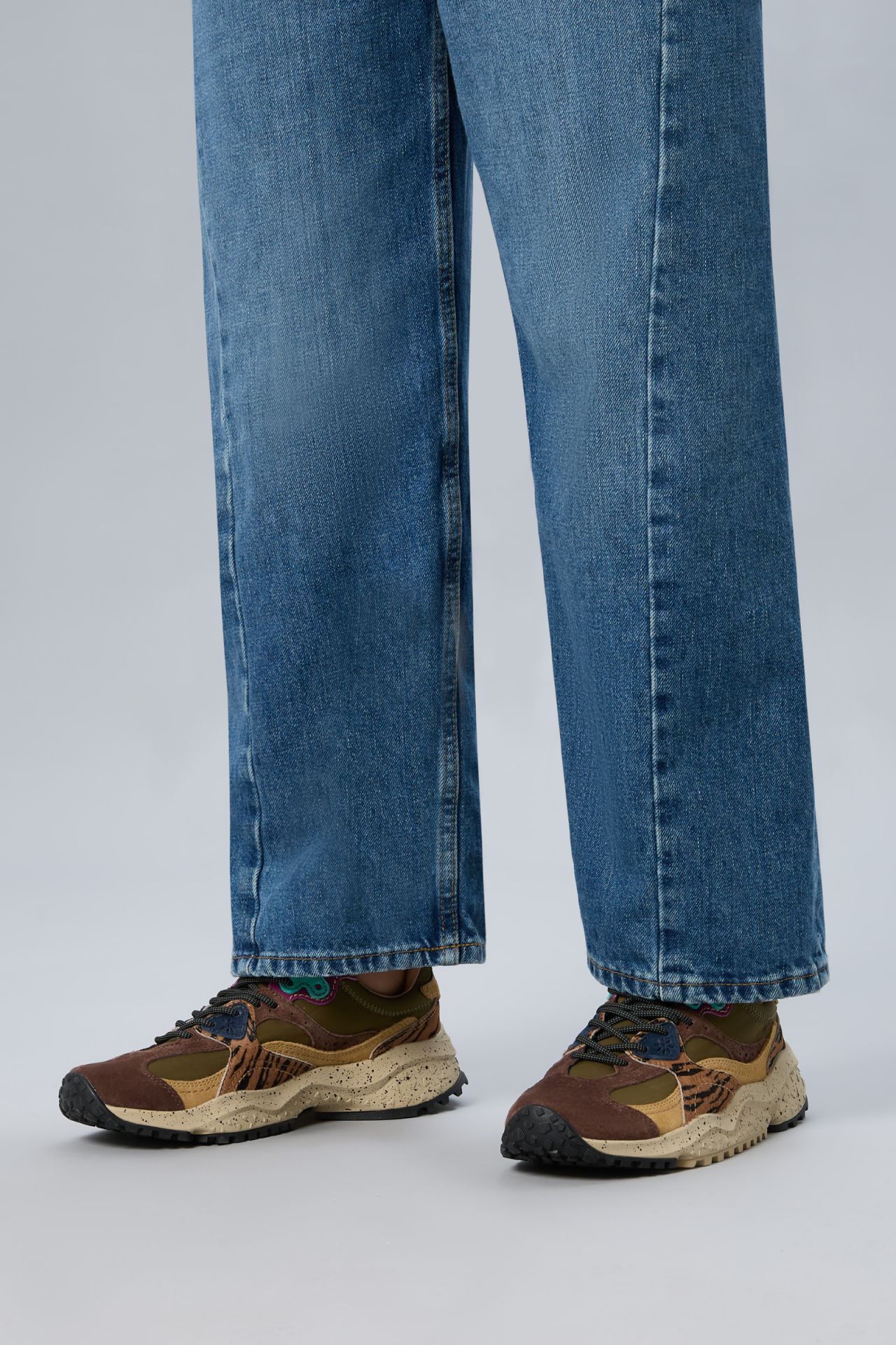 FLOWER MOUNTAIN WAVE UNI SUEDE NYLON PONY