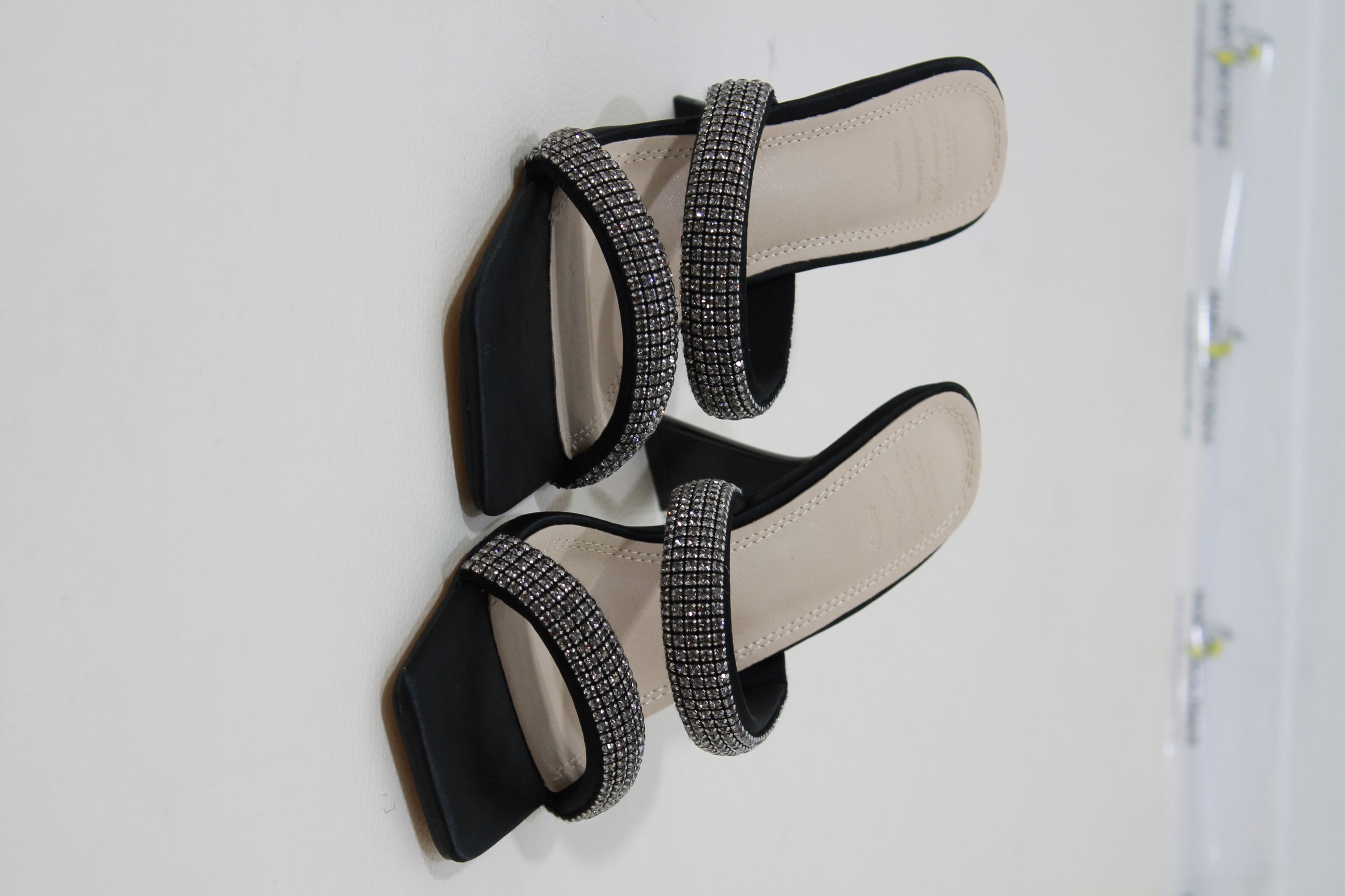 TWENTY FOURHAITCH SADIRA