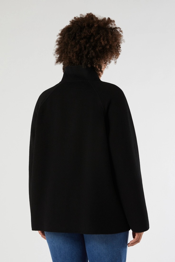 PERSONA 1 USCITA COLOMBA