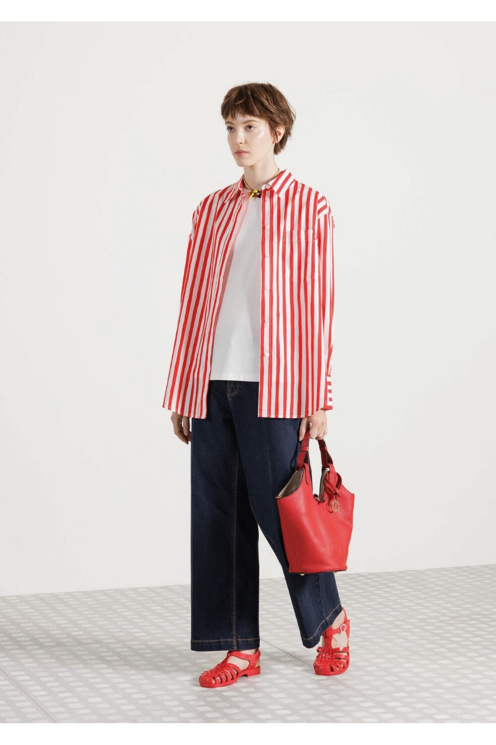 DIANA GALLESI P001R0