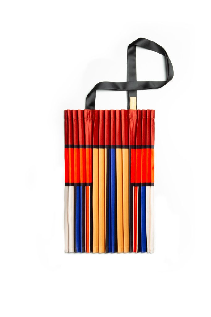 multitudes BORSA  PLISSETTATA IN RASO GALLURA