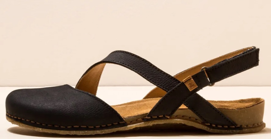 el naturalista N5813 PLEASANT BLACK/PANGLAO