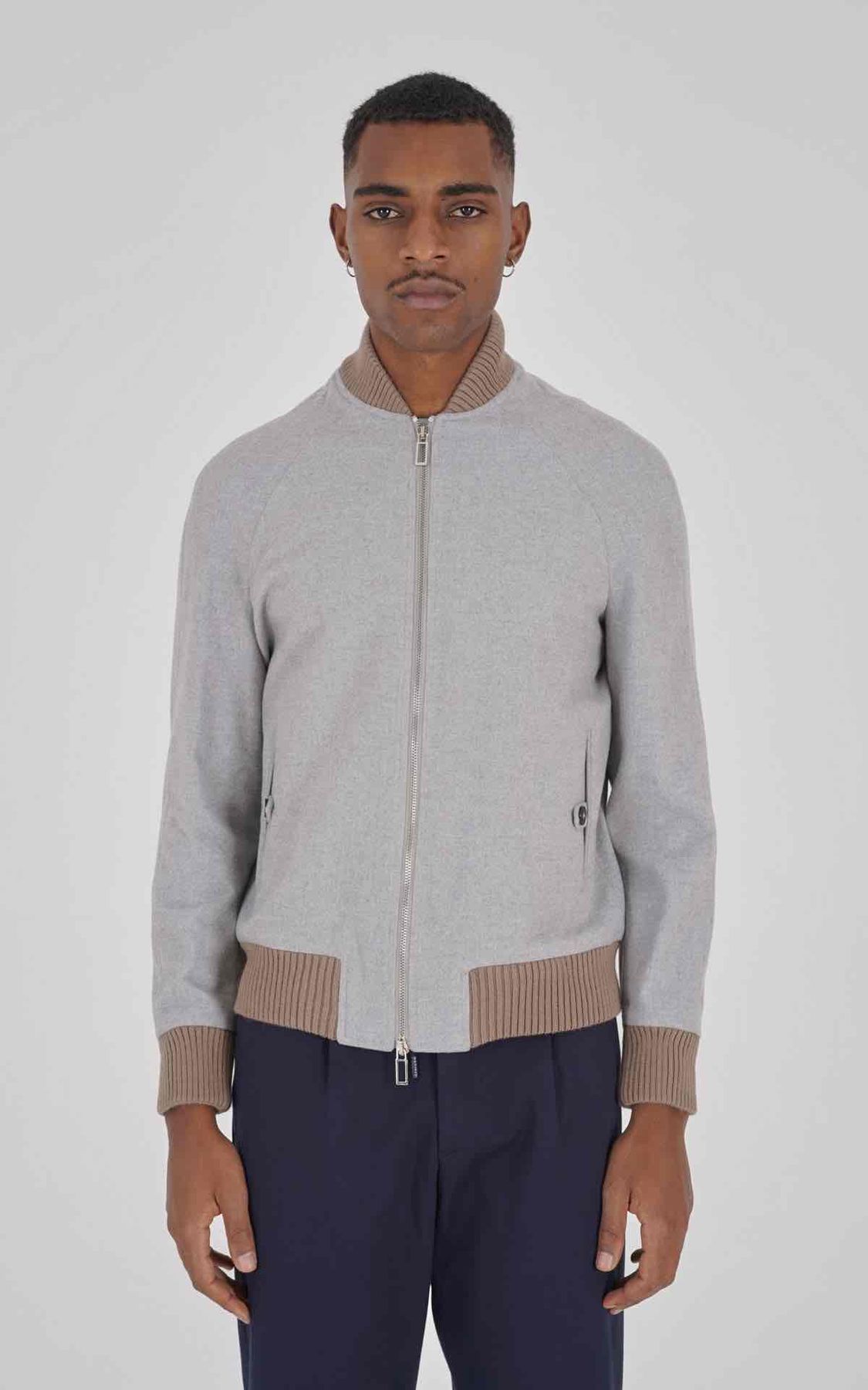 OUTFIT  OF1F2W3J002