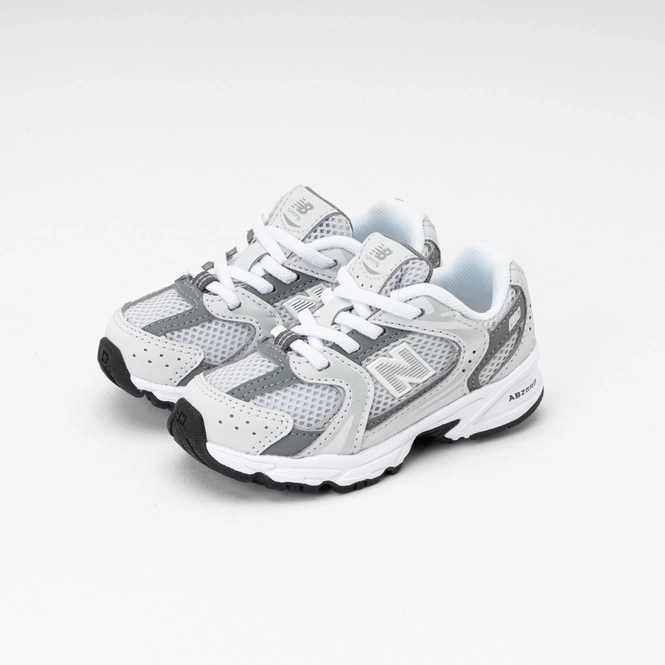 NEW BALANCE IZ530
