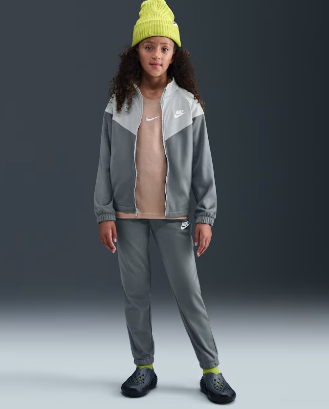 NIKE HQ9315