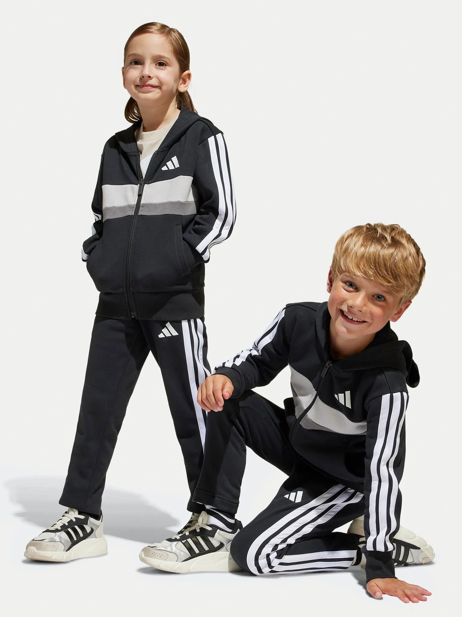 ADIDAS JY0520