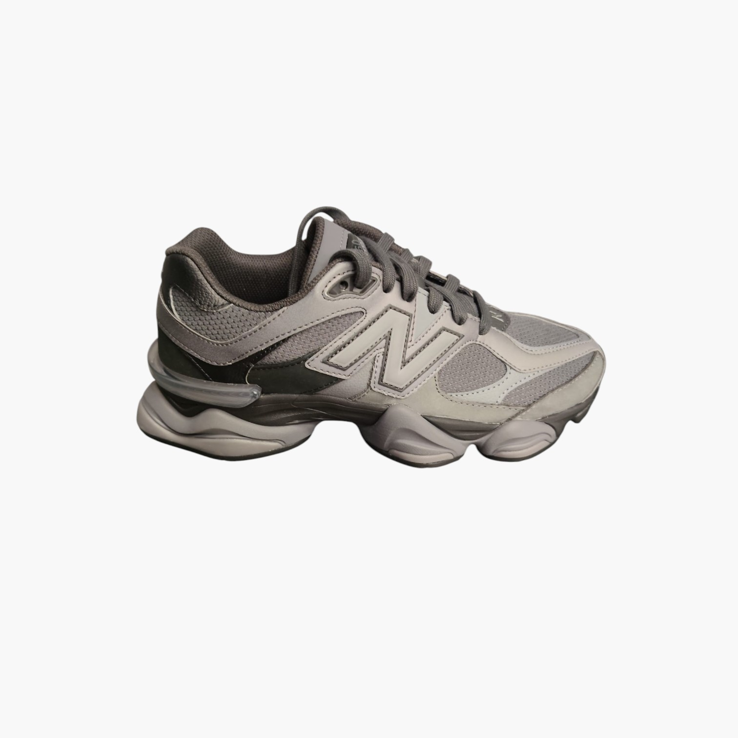 NEW BALANCE U9060