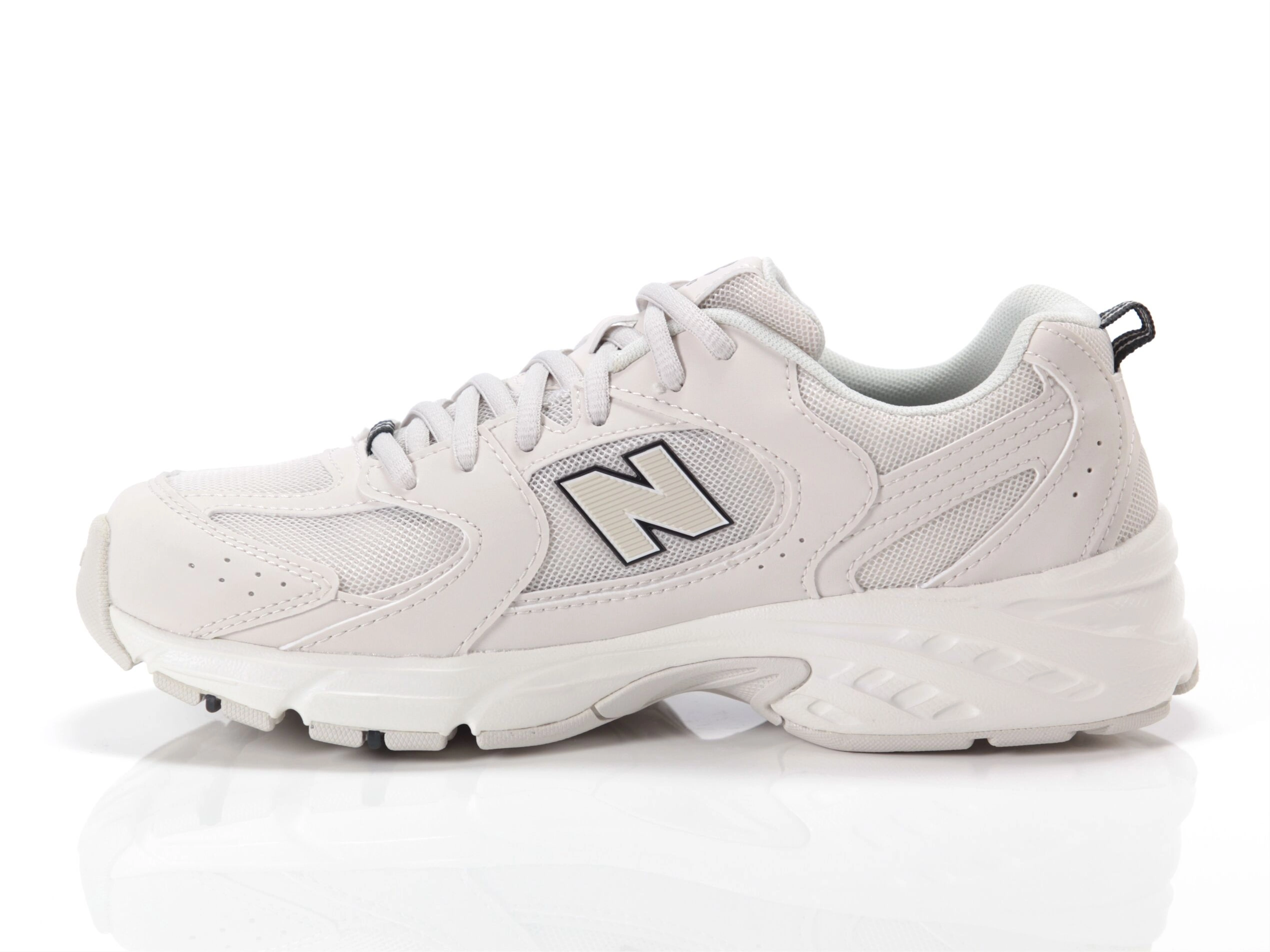 NEW BALANCE GR530