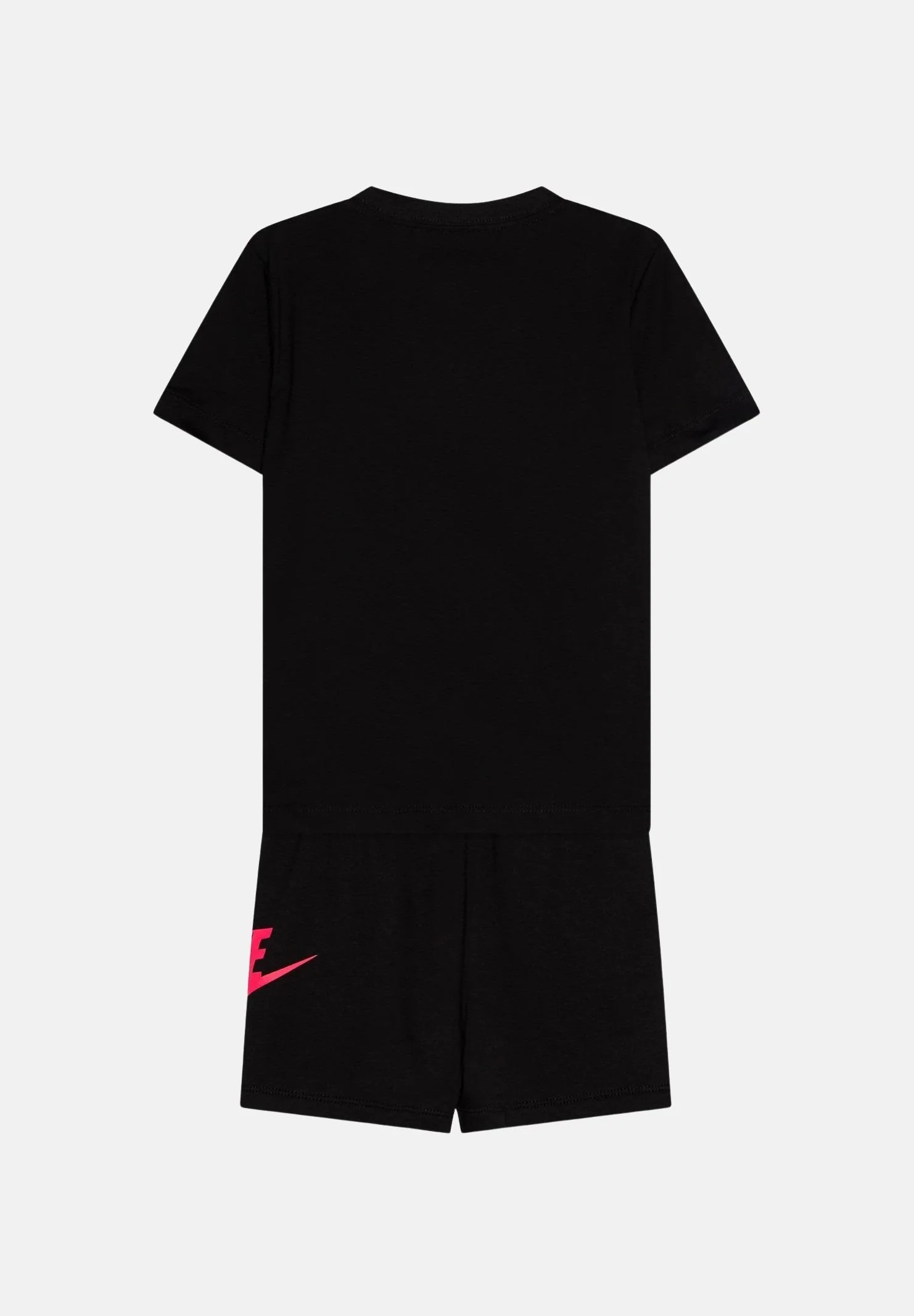 NIKE 86L596