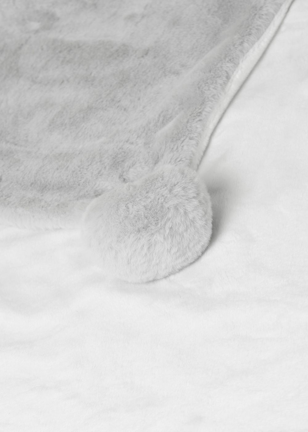 Mud Pie – Coperta Con Iniziale Ricamata In Cotone – Bianca, Dimensioni 127x152 Cm, Con Nappe Spesse - 4