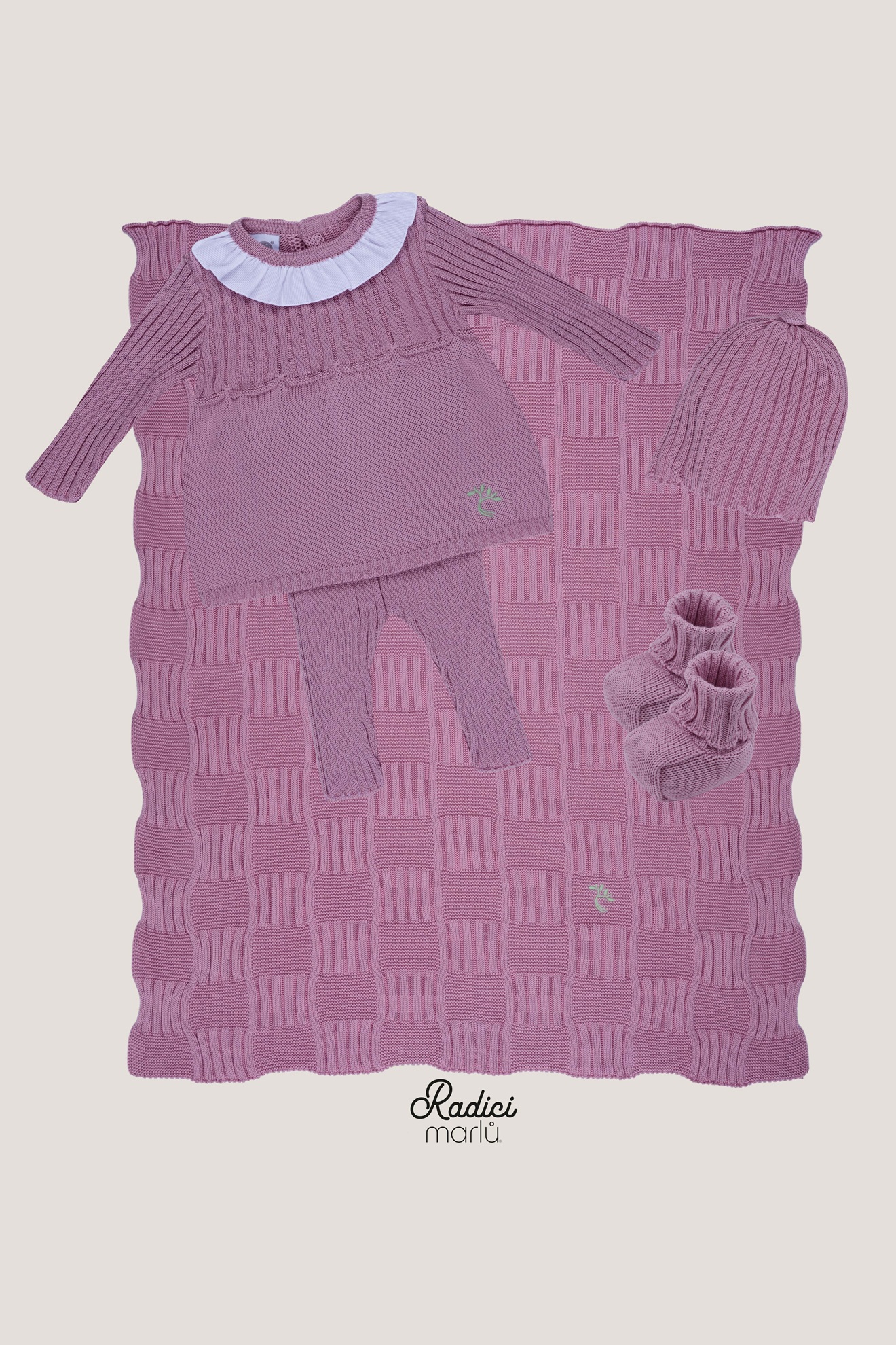 Radici by Marlù Accessori Abbigliamento Corredino Completo 4 Pezzi Bimba