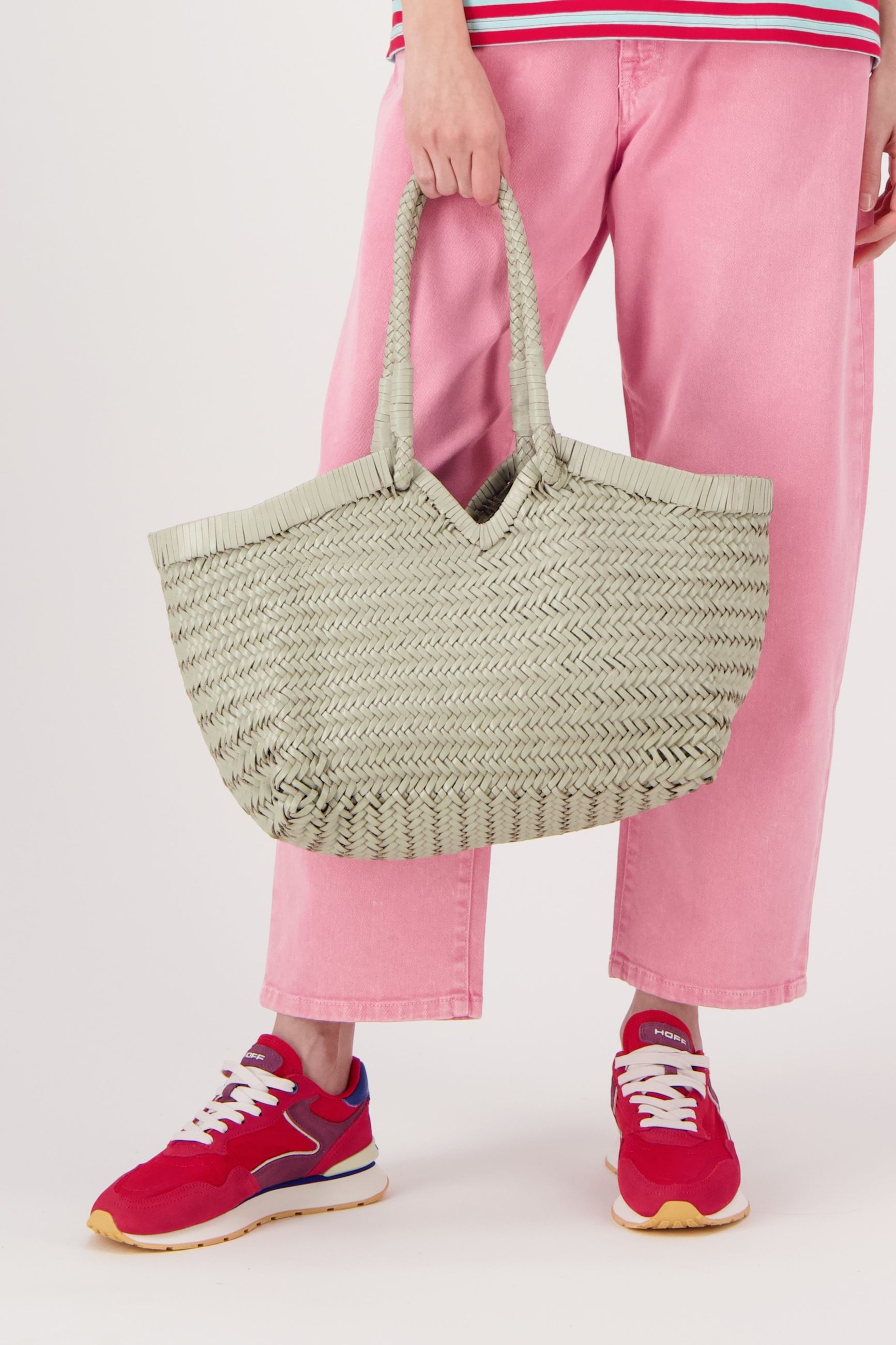 VIPERA CRUDELIA PLAIN