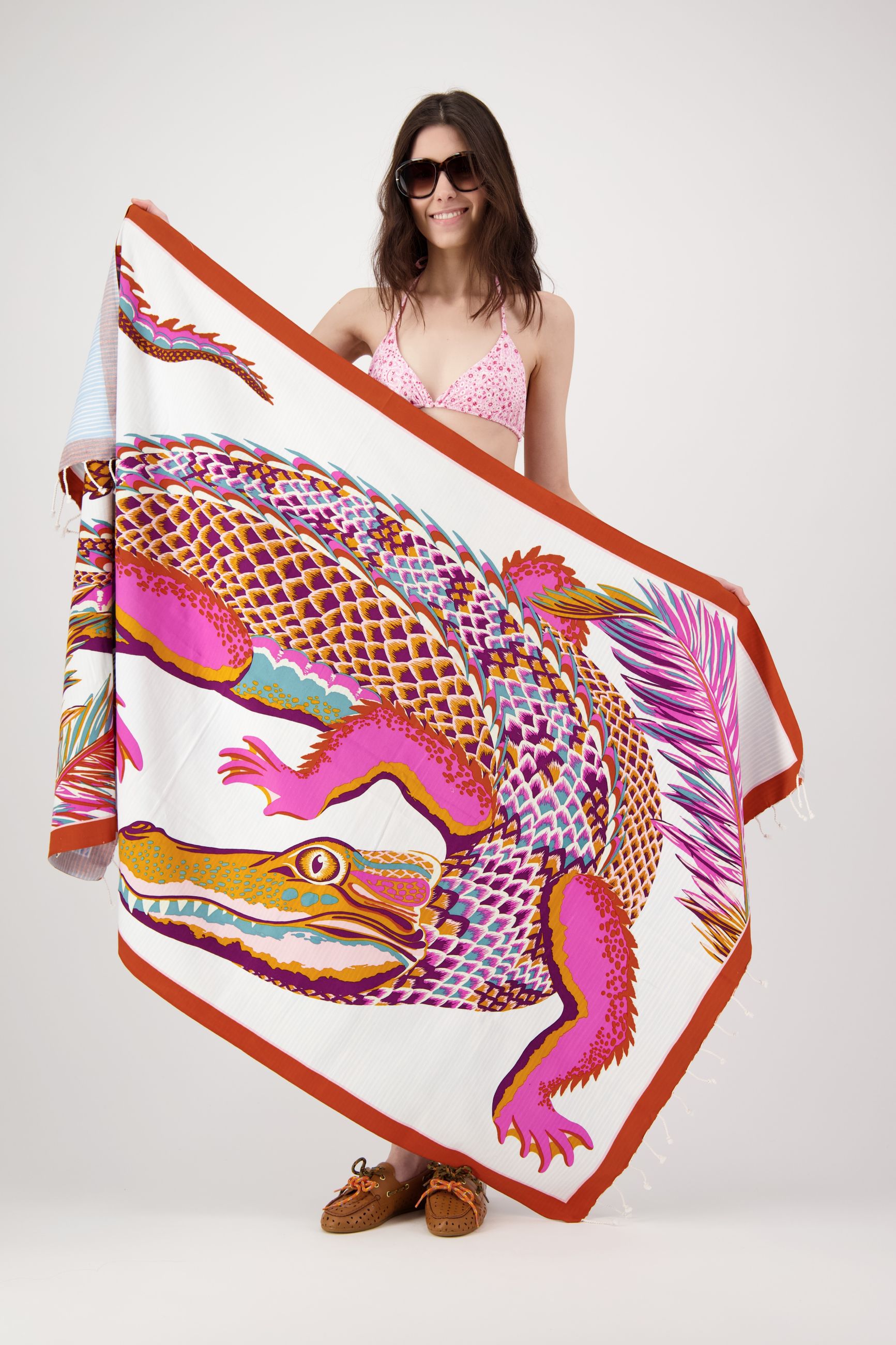 INOUI EDITIONS FOUTA 100 CROCO WHITE