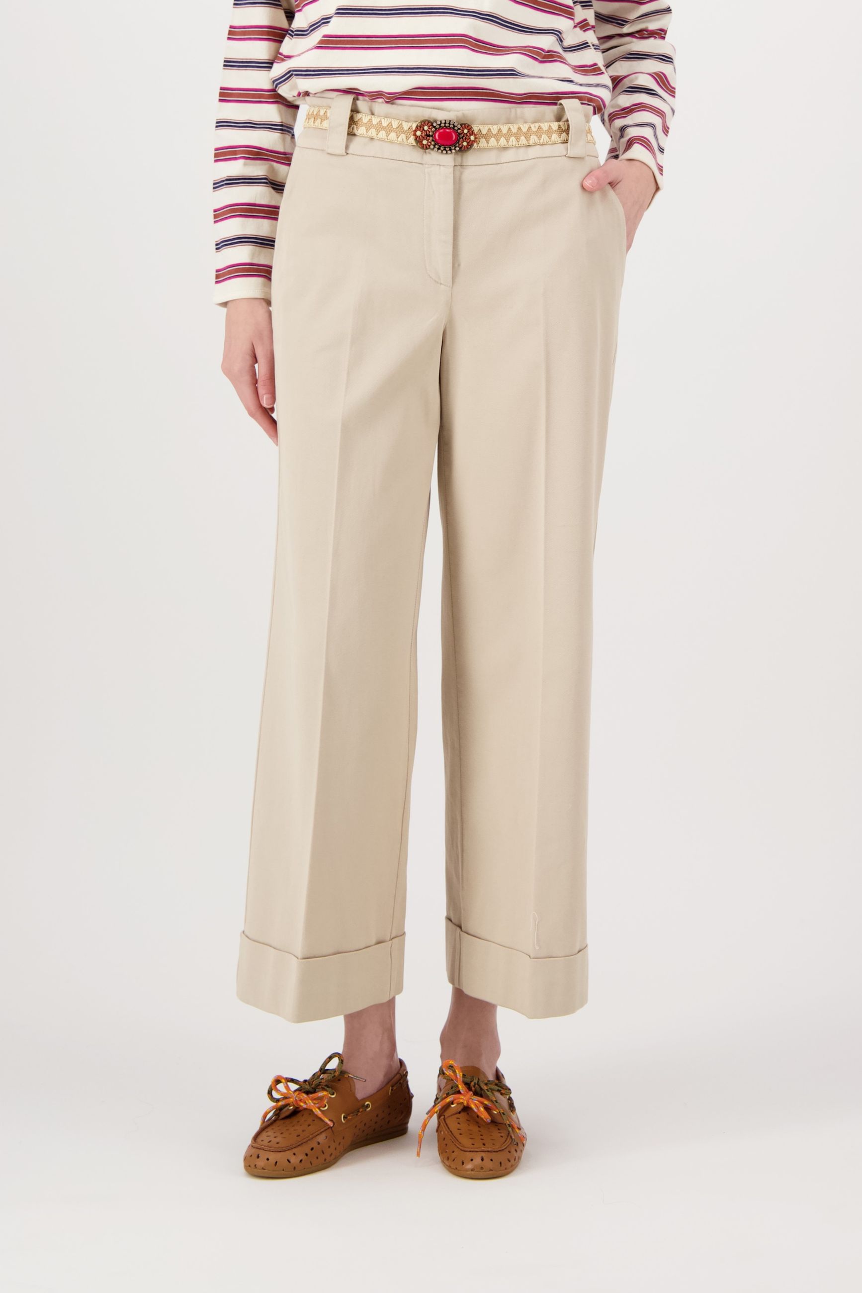 1961 BOSTON BEIGE
