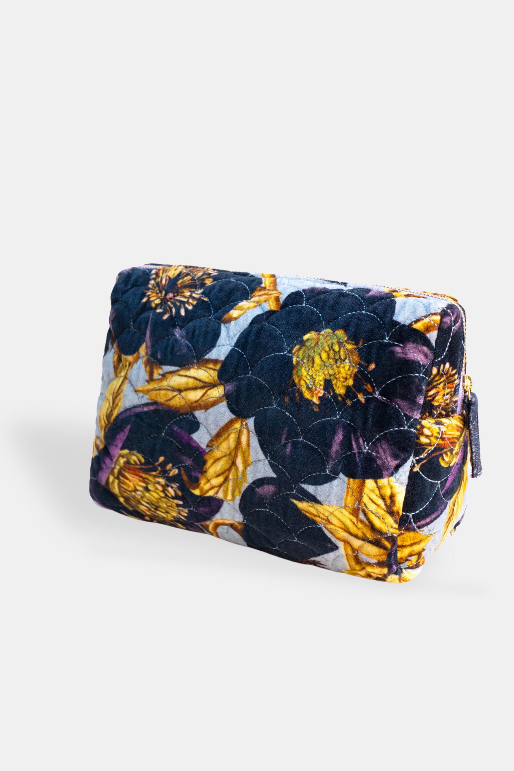 POWDER DESIGN HELLEBORE VELVET WASHBAG