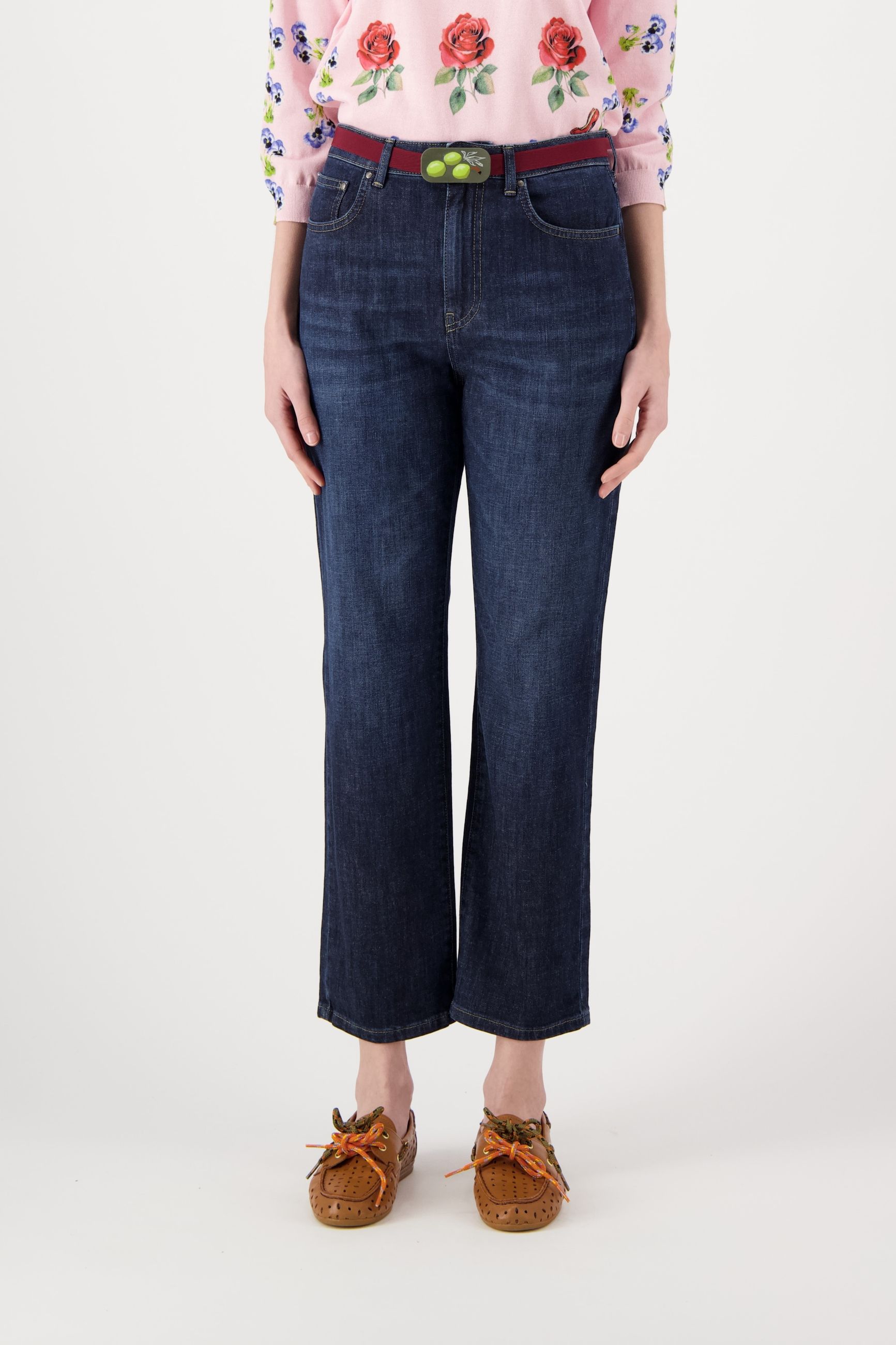 CIGALA'S 137 SLEEK STRAIGHT 4Y