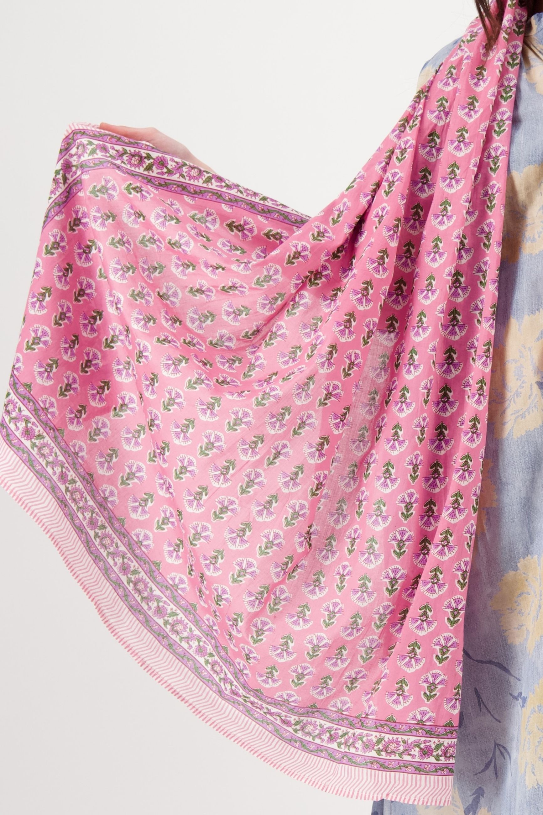 AMANDINE SERONG PINK