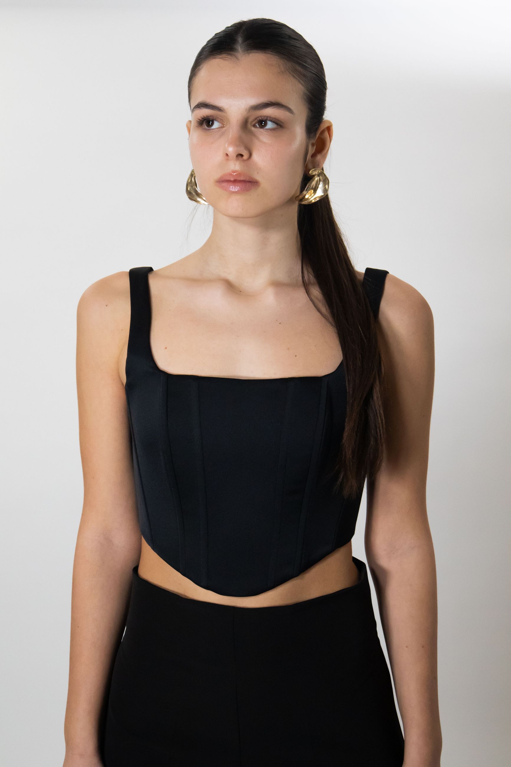 Silence limited TOP CON SCOLLO QUADRATO