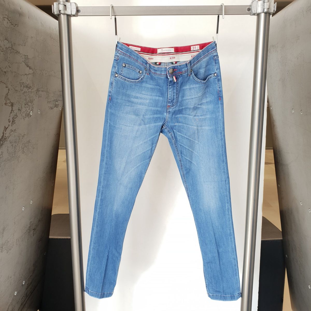 BSETTECENTO L702 7026/107