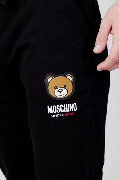 MOSCHINO V1A6890