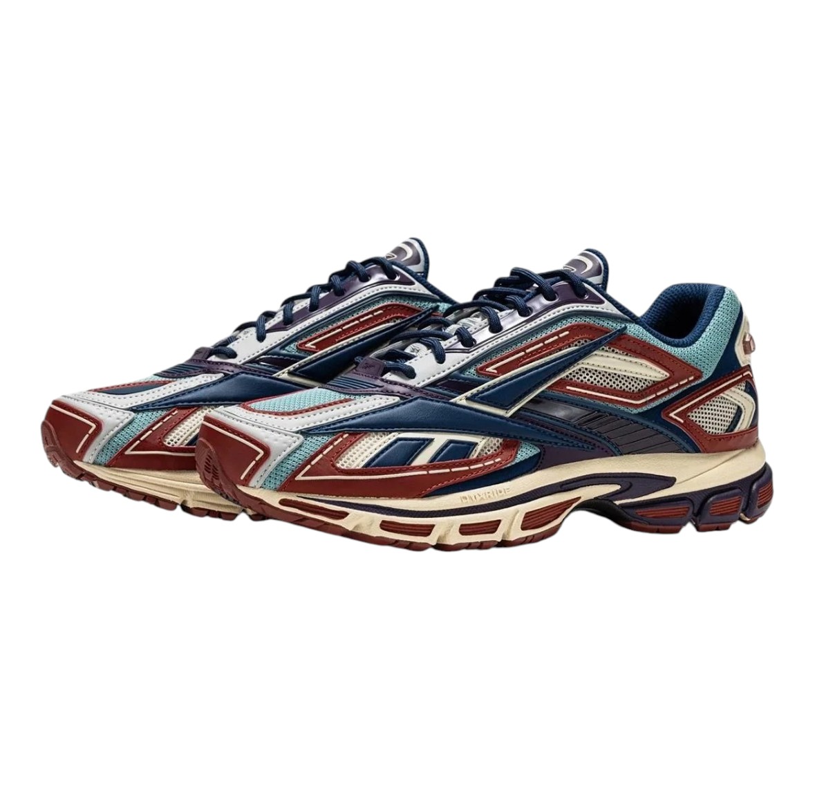 REEBOK SNEAKERS