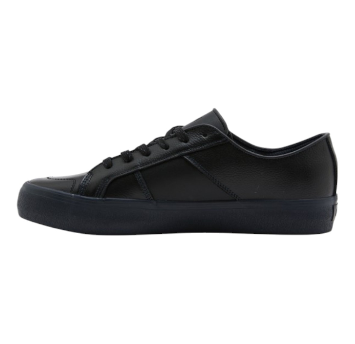 GLOBE SNEAKERS