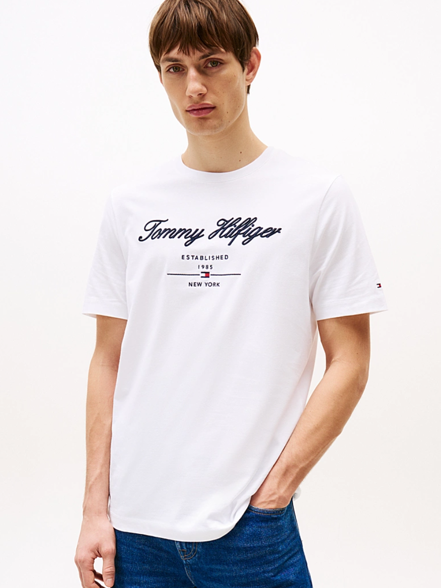 T-SHIRT SCRIPT LOGO TEE