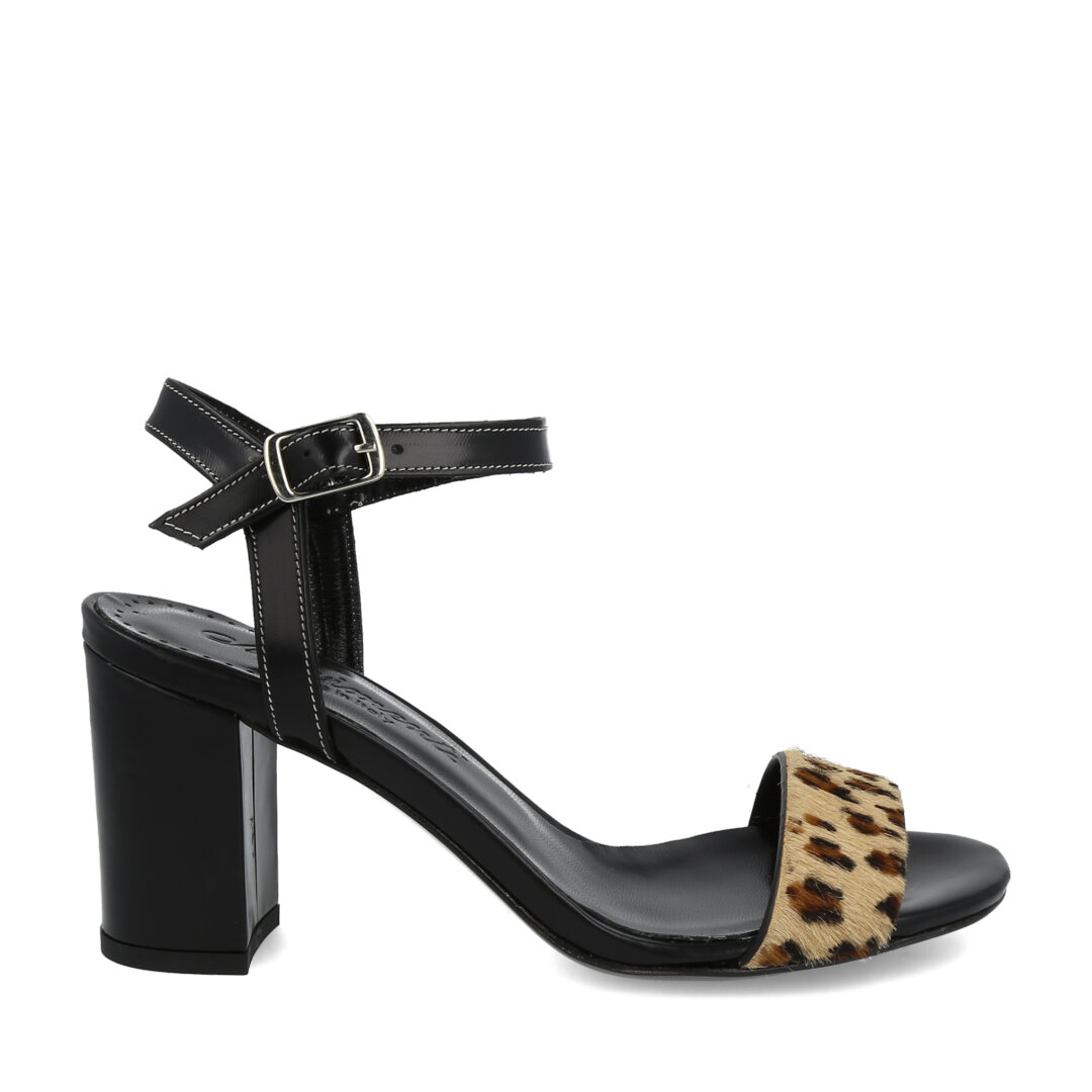 SHOPTHESHOES SANDALO IN PELLE