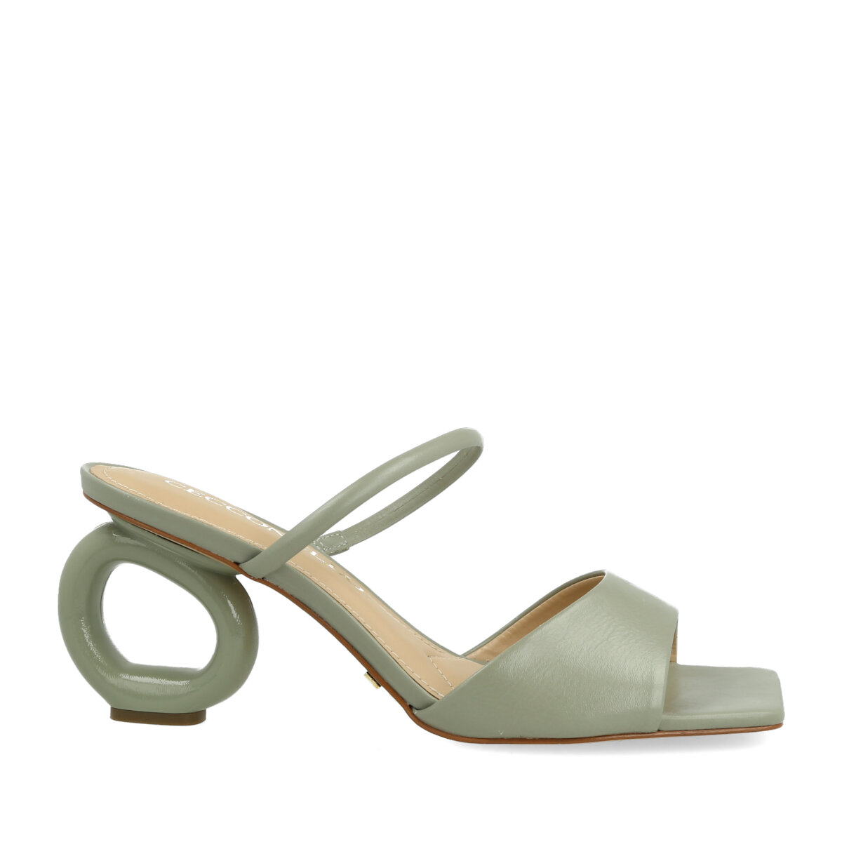 CECCONELLO VIC2226004