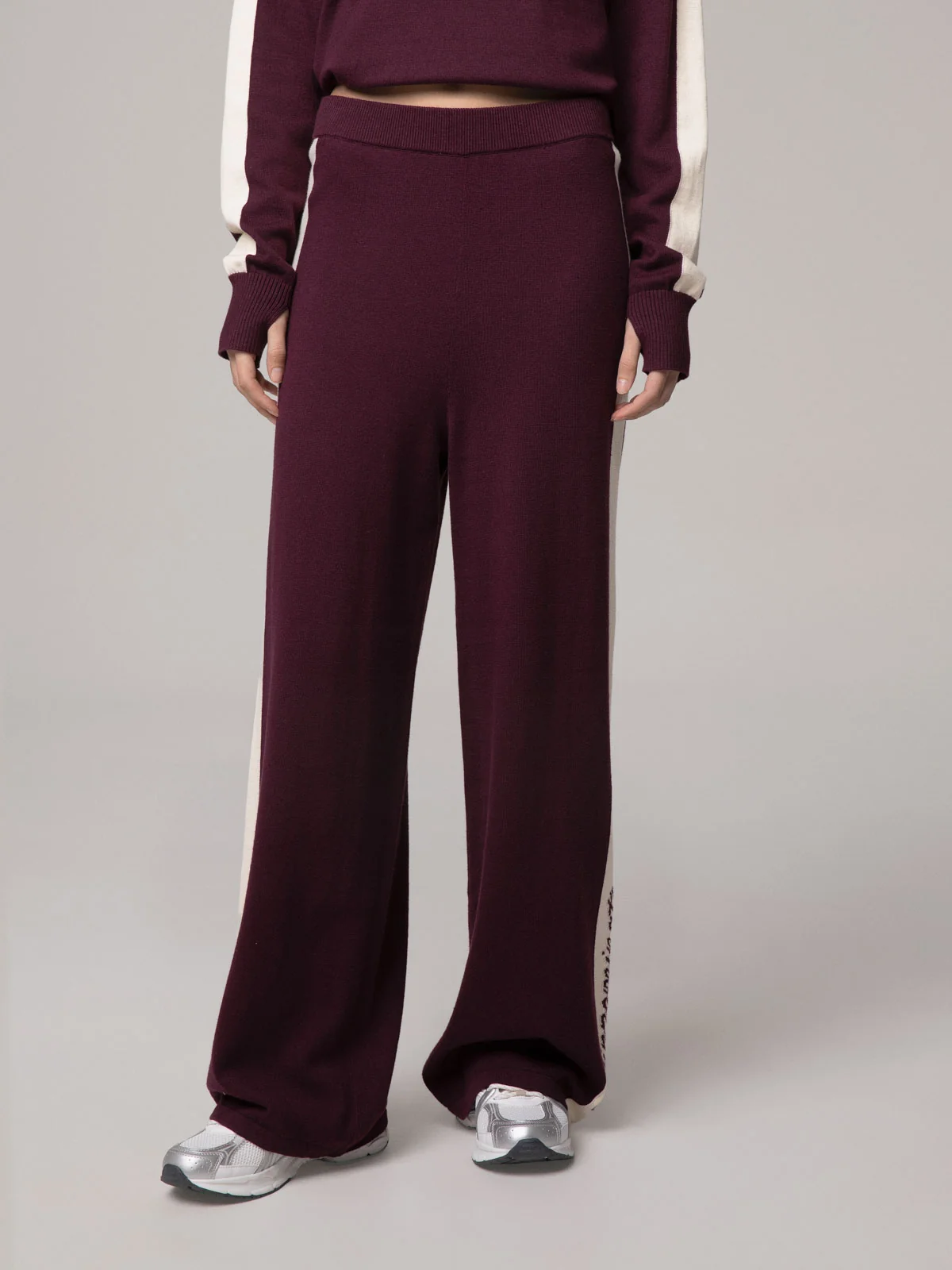 HINNOMINATE Pantalone Donna