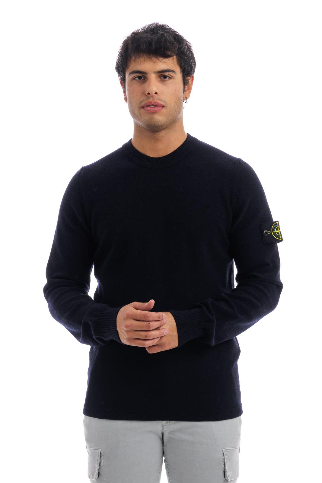 07715526A1_MAGLIONE_STONEISLAN