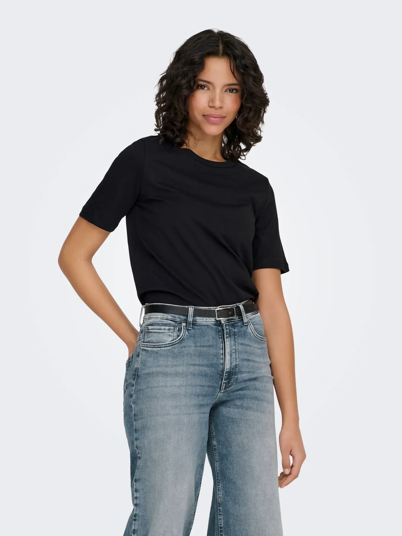 ONLY T-SHIRT ONLY