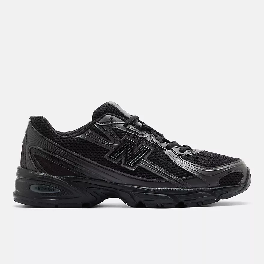 NEW BALANCE U740BO2
