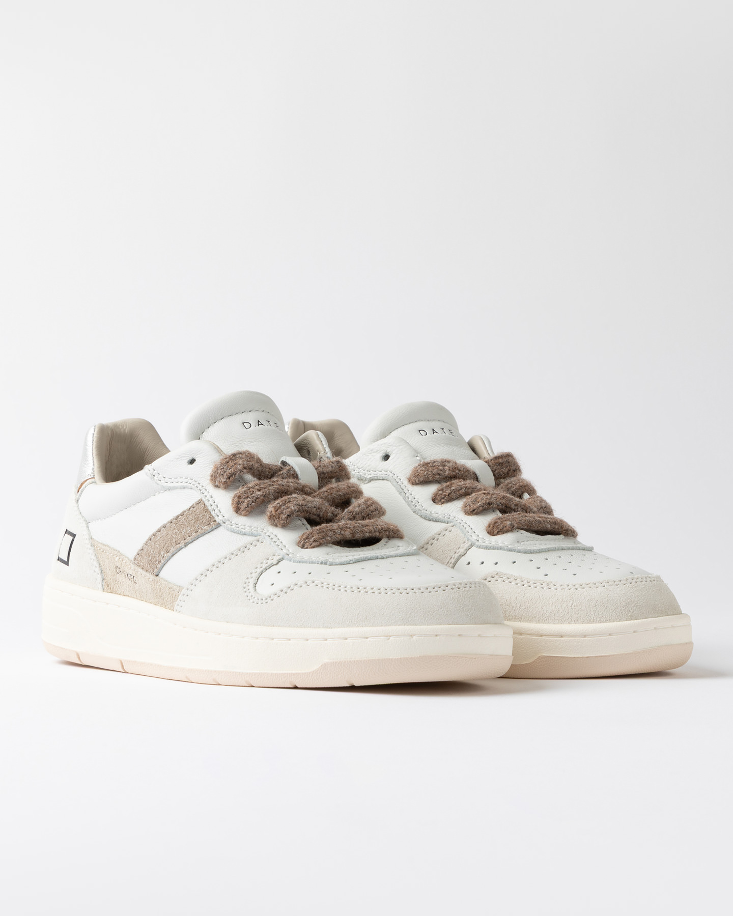 D.A.T.E Courtvintage.26
