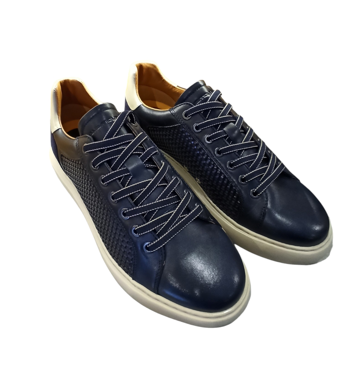 AMBITIOUS 13450 6580AM 0142 ECLIPSE