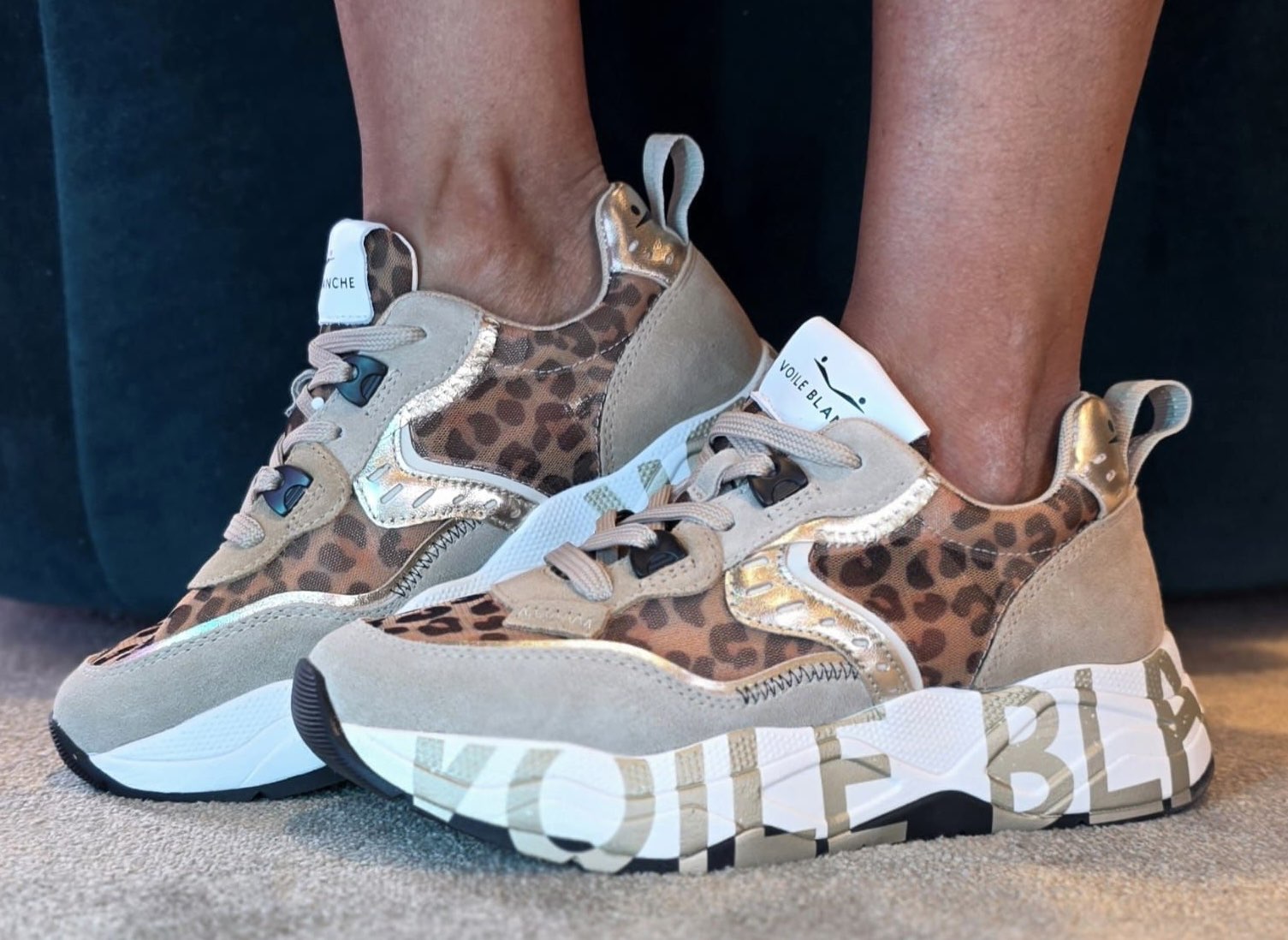 VOILE BLANCHE CLUB105