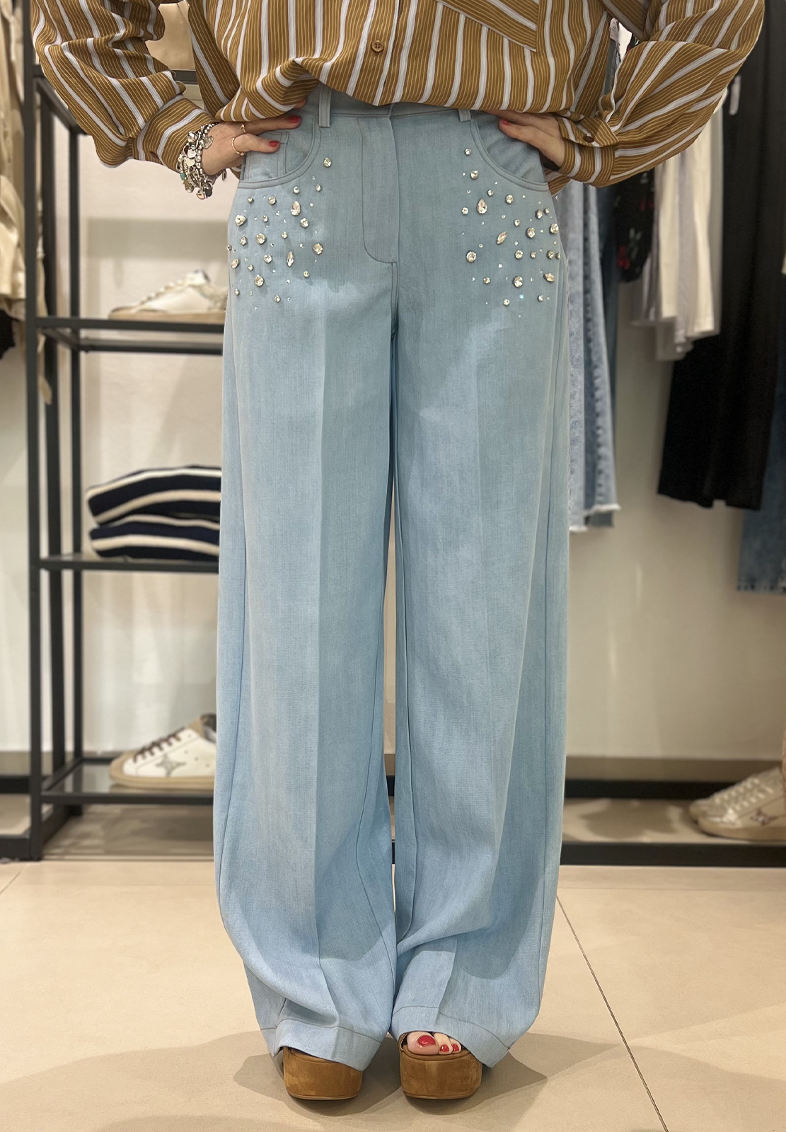 KIKISIX JEANS CON STRASS