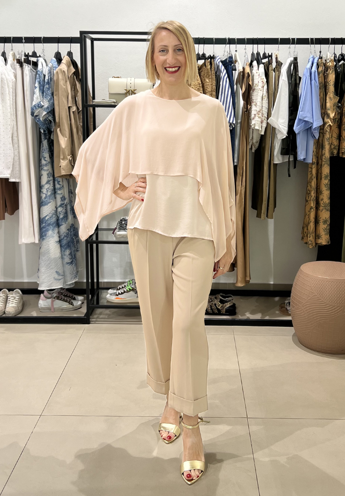 MOTEL BLUSA