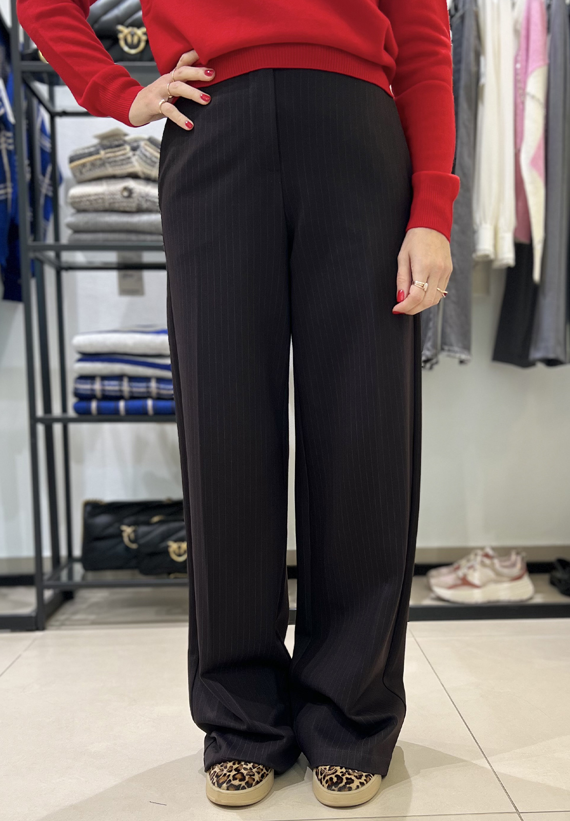 TENSIONE IN PANTALONE GESSATO