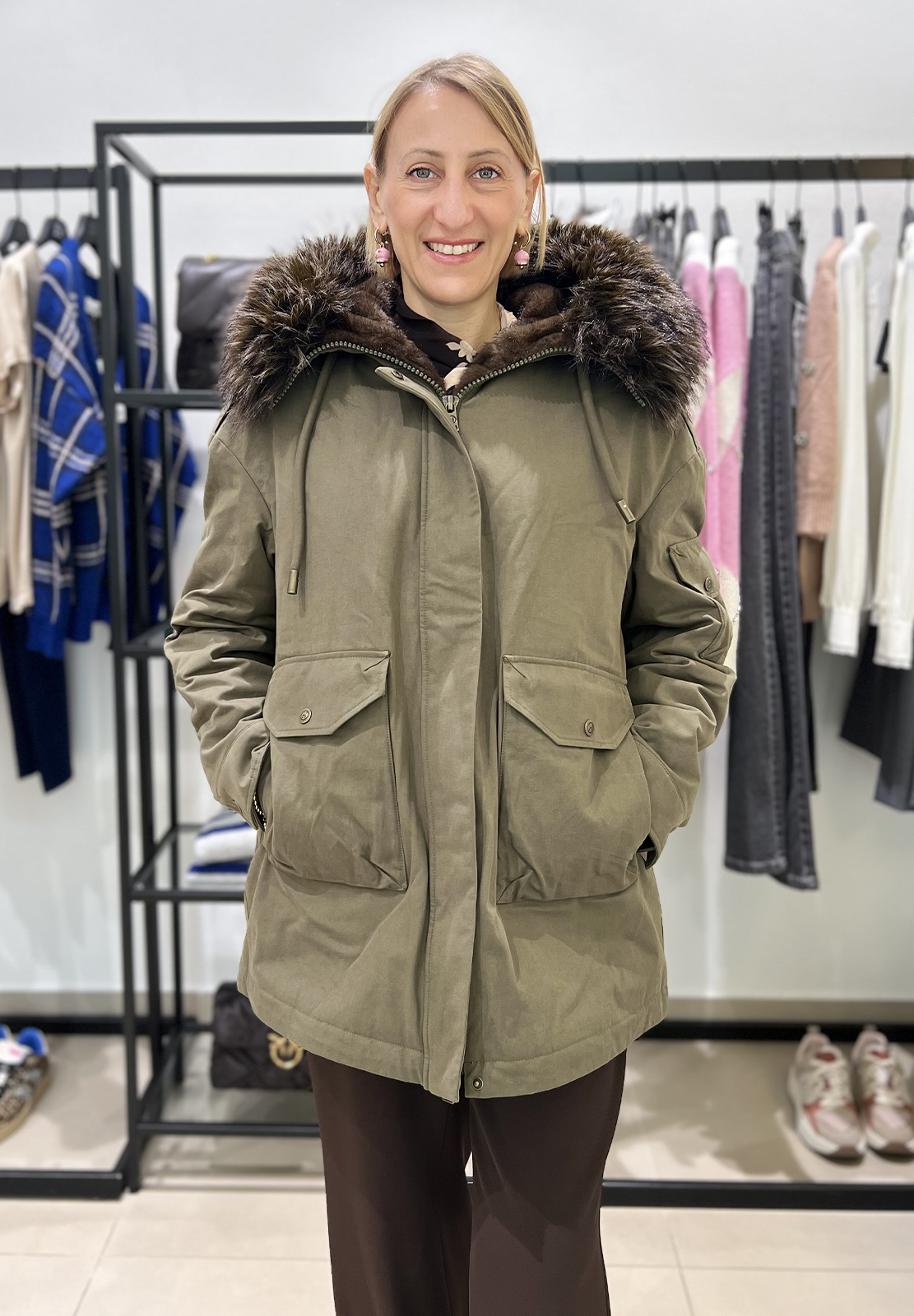 HAVEONE PARKA CON TASCONI