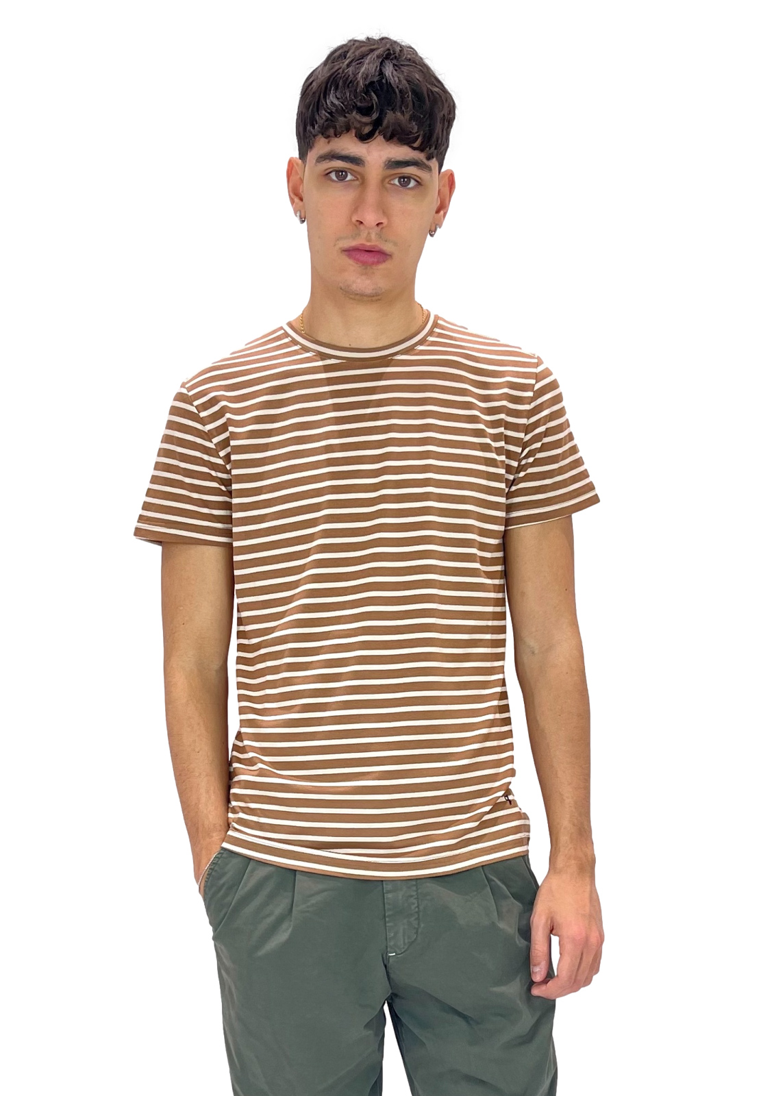 OUTFIT T-SHIRT