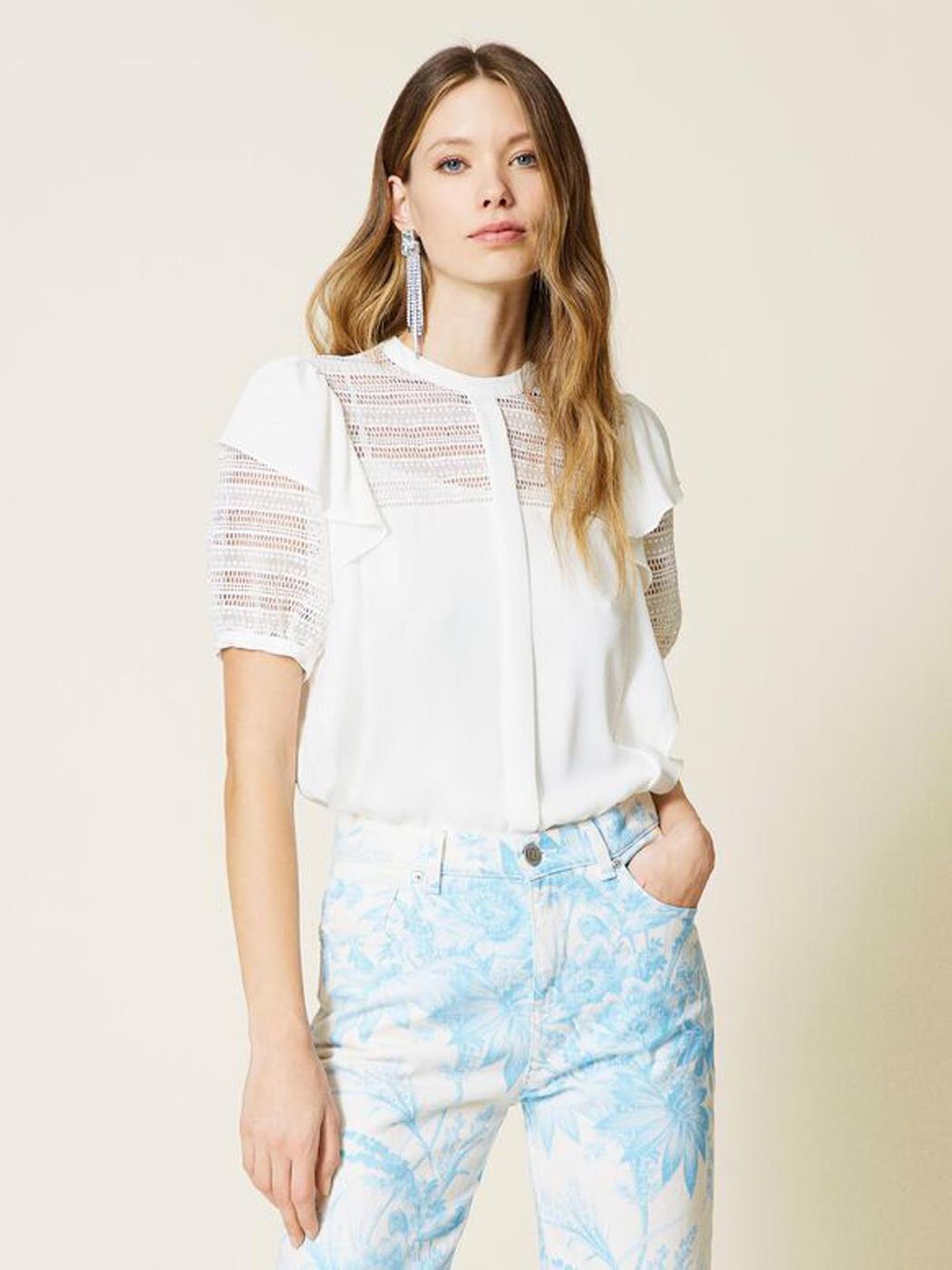 TWINSET BLUSA CON PIZZO E VOLANT