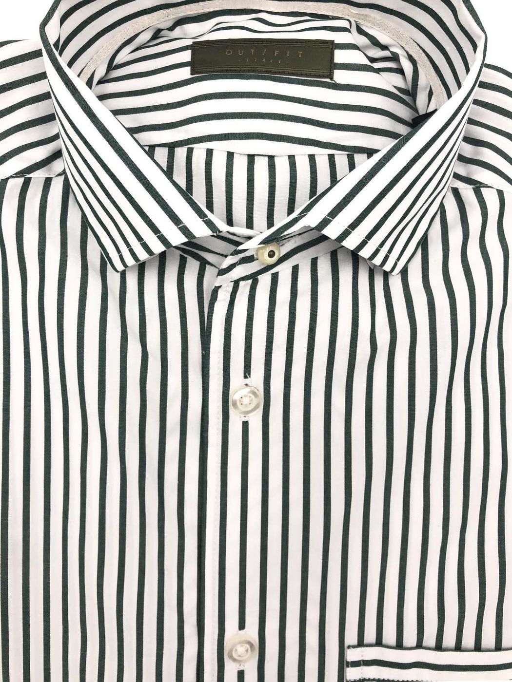 OUTFIT CAMICIA A RIGHE