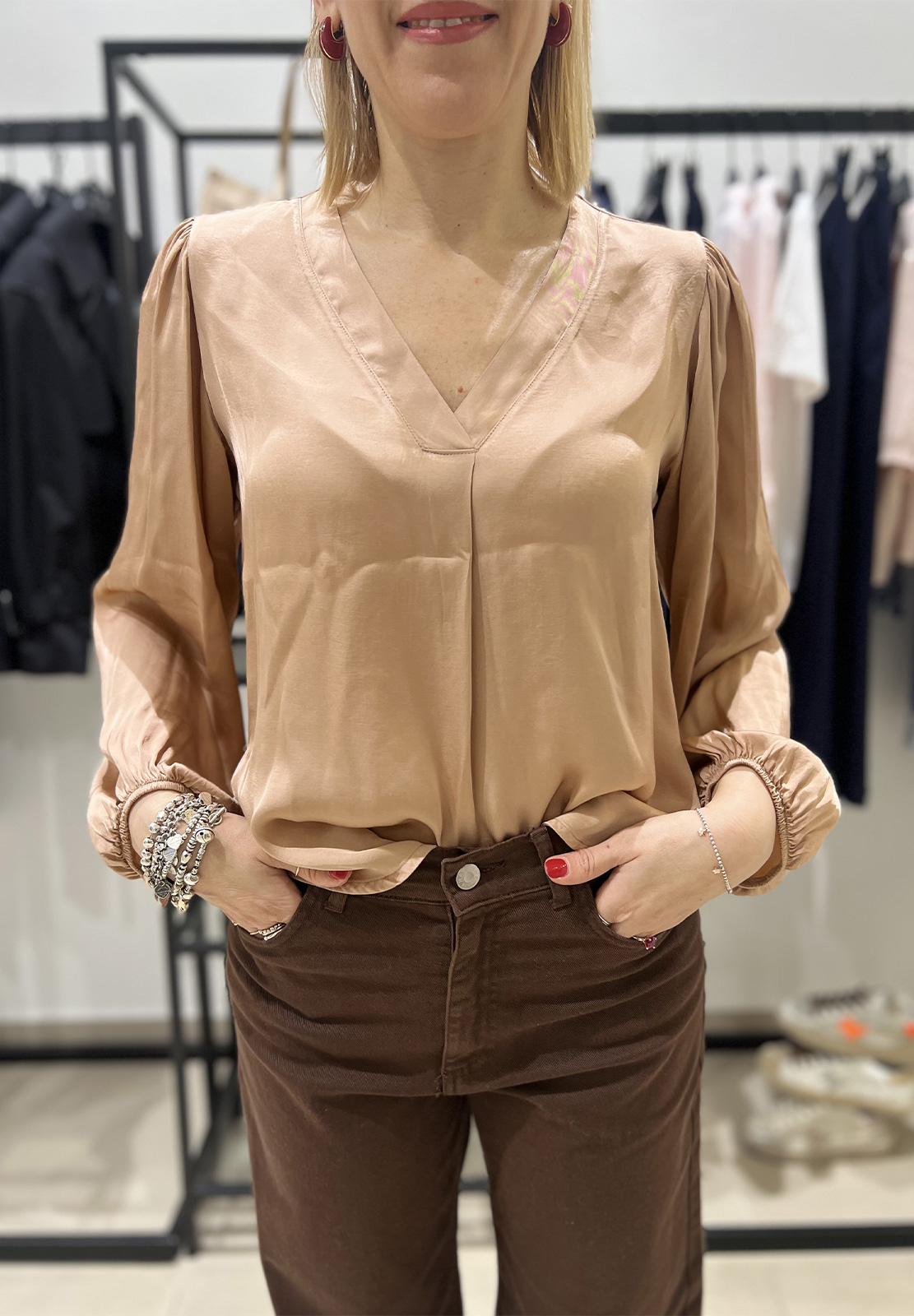 HAVEONE BLUSA SCOLLO A V MANICA LUNGA IN VISCOSA