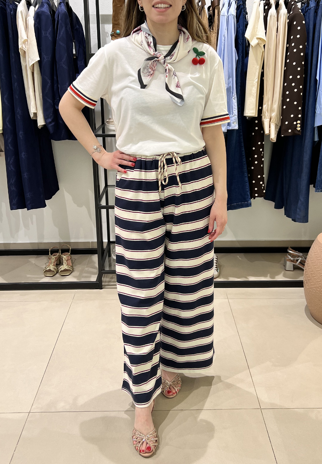 KIKISIX PANTALONI A RIGHE